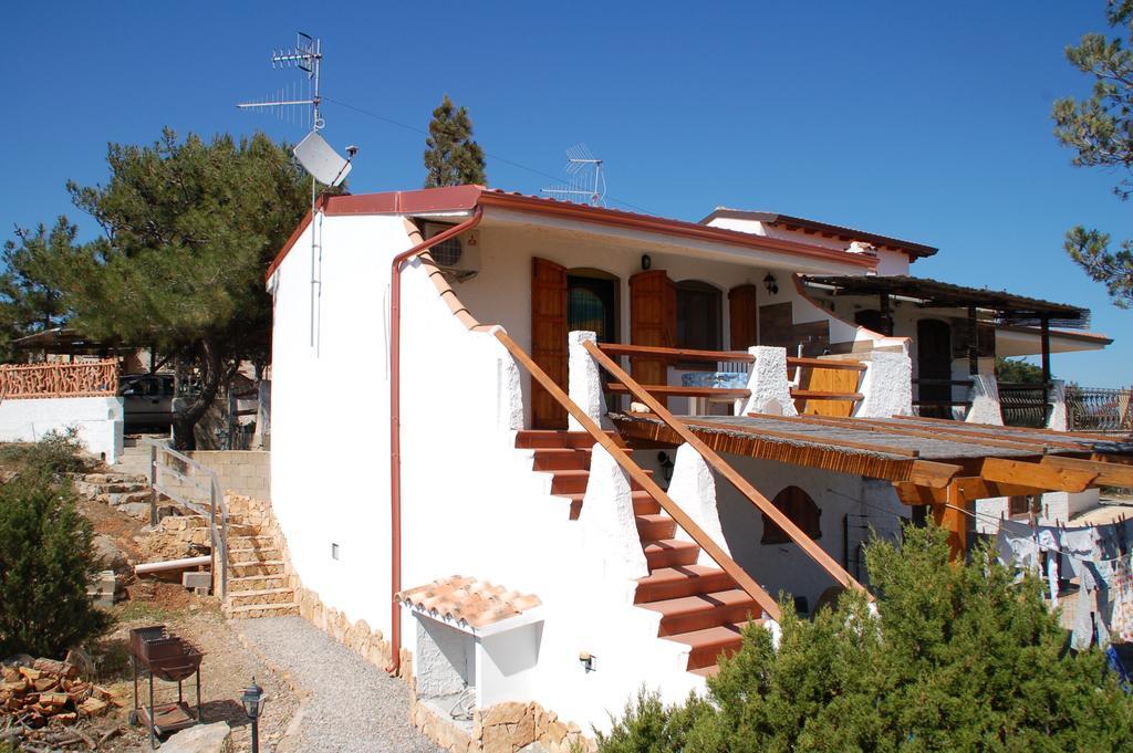 Apartments Casa Vacanze Porto Pino Extérieur photo