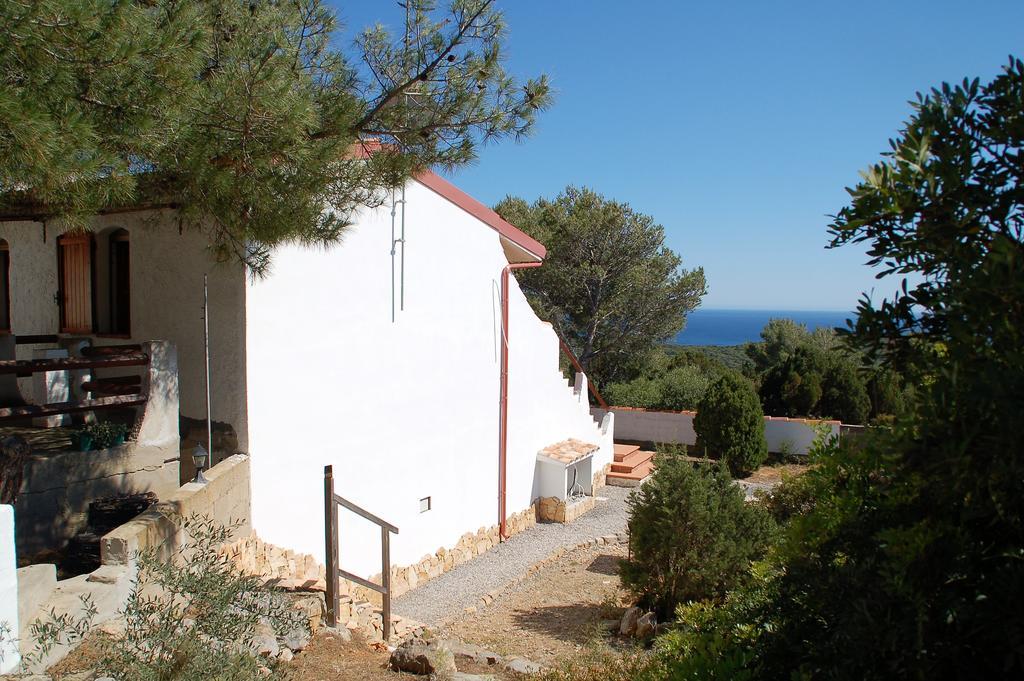 Apartments Casa Vacanze Porto Pino Extérieur photo